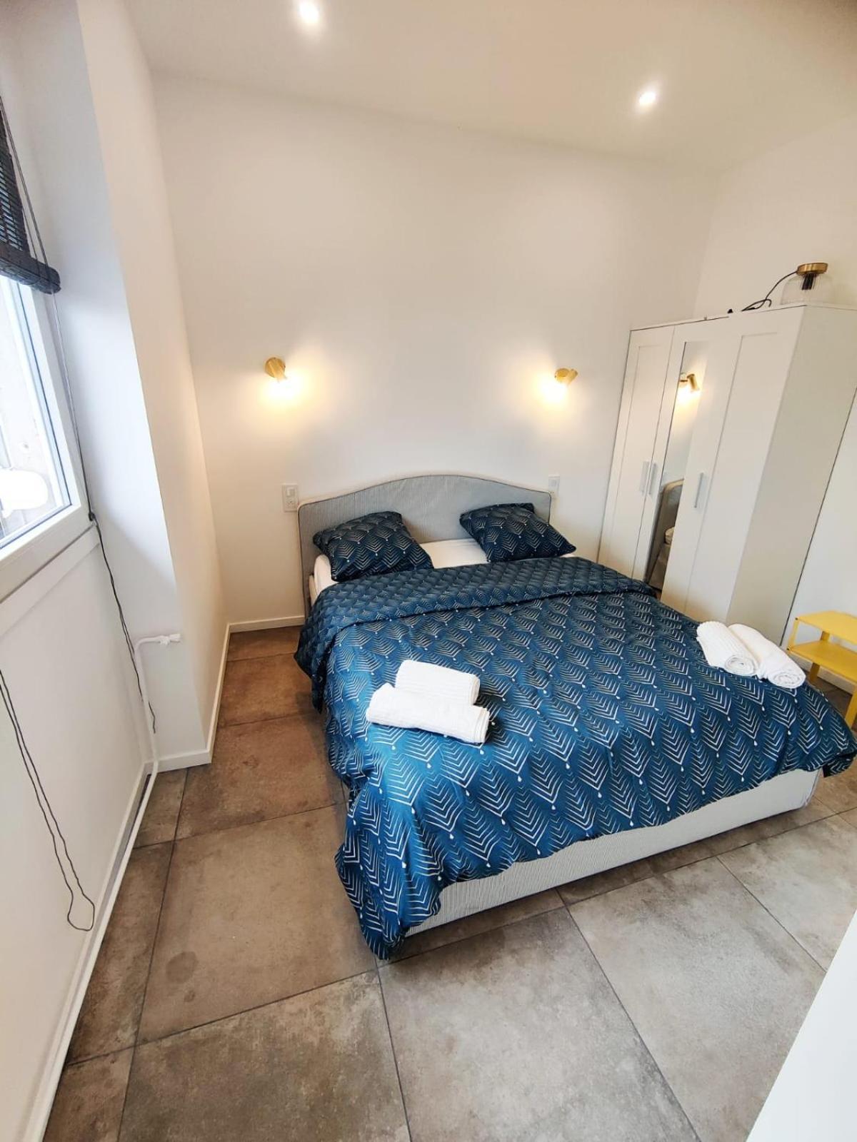 Loft Chic Avec Mezzanine Contemporaine Apartment Vénissieux Exterior foto